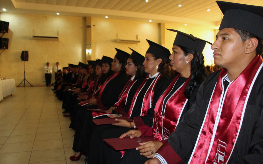 Graduación UGM Campus Acayucan 2018